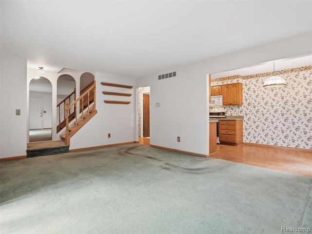 24763 Meadow Creek Drive, Harrison Twp, MI 48045
