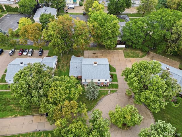 24763 Meadow Creek Drive, Harrison Twp, MI 48045