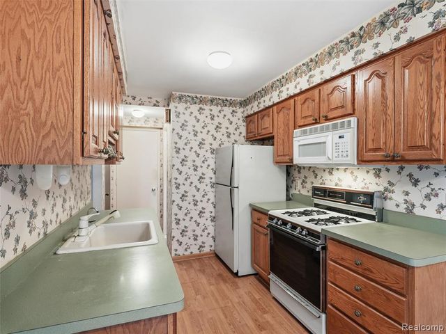 24763 Meadow Creek Drive, Harrison Twp, MI 48045