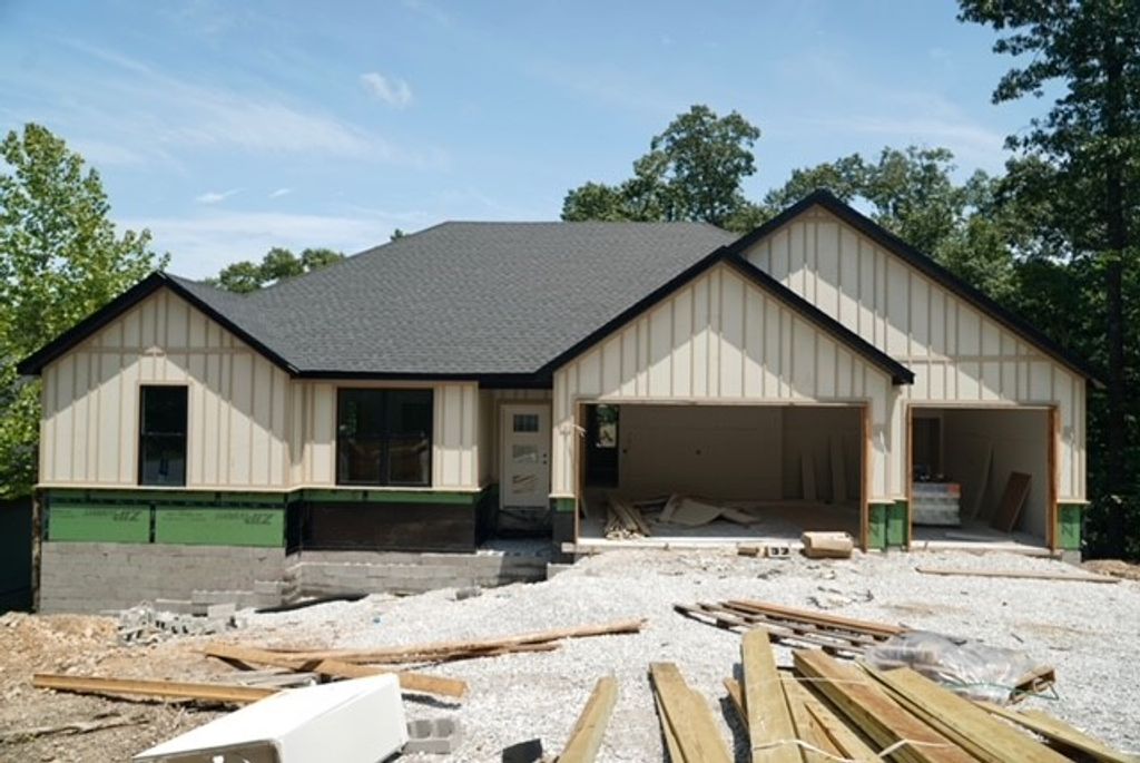 14 Burwell Drive, Bella Vista, AR 72714