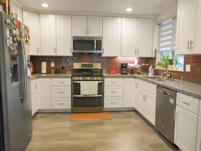 5008 Deerpark Cir, Fair Oaks, CA 95628