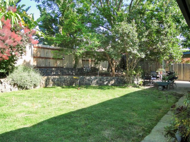 5008 Deerpark Cir, Fair Oaks, CA 95628