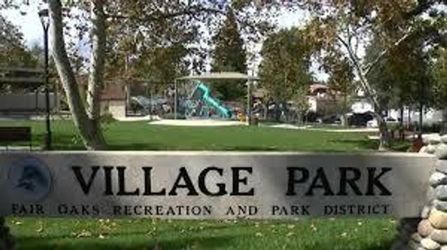5008 Deerpark Cir, Fair Oaks, CA 95628