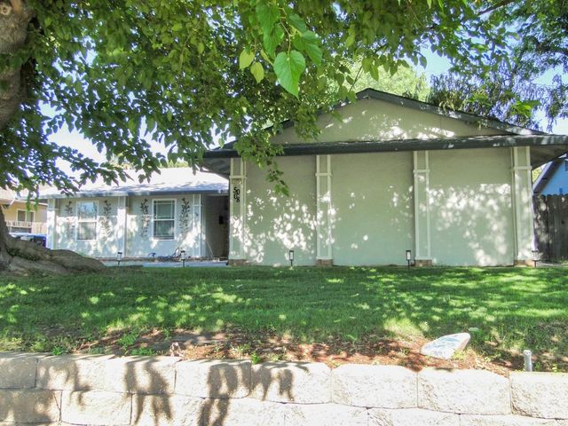 5008 Deerpark Cir, Fair Oaks, CA 95628