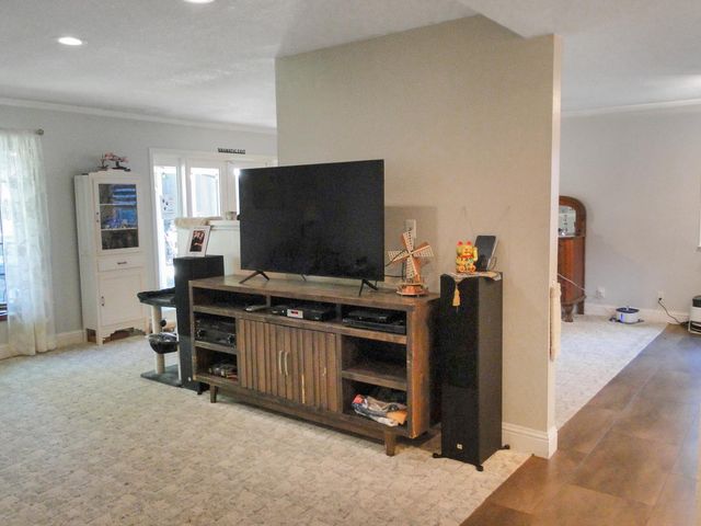 5008 Deerpark Cir, Fair Oaks, CA 95628
