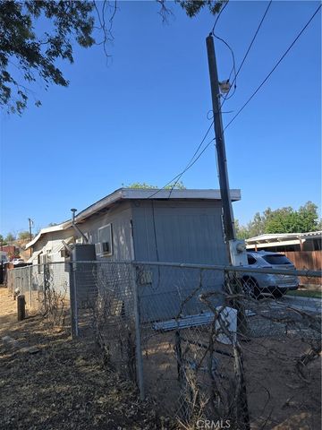 18354 Walnut Avenue, Lake Elsinore, CA 92532