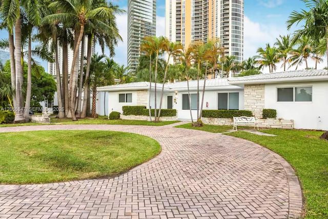 18815 Atlantic Blvd, Sunny Isles Beach, FL 33160