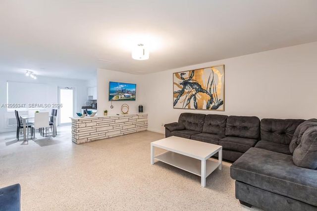 18815 Atlantic Blvd, Sunny Isles Beach, FL 33160