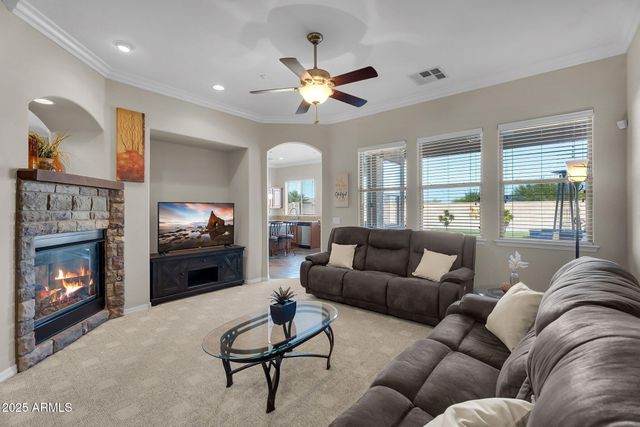 18438 W LAVENDER Lane, Goodyear, AZ 85338