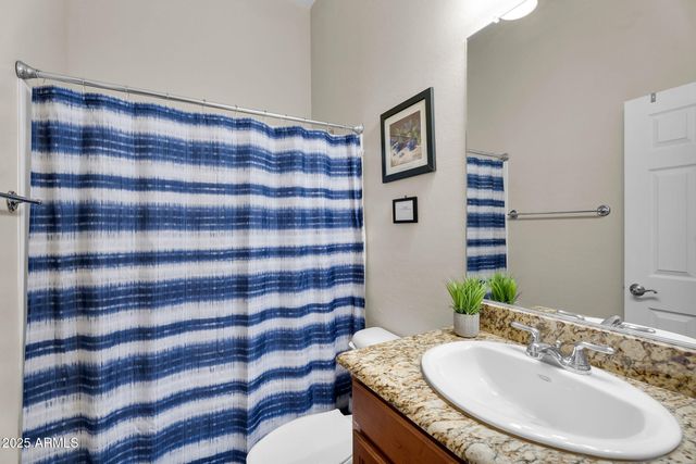 18438 W LAVENDER Lane, Goodyear, AZ 85338