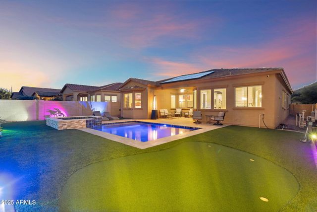 18438 W LAVENDER Lane, Goodyear, AZ 85338