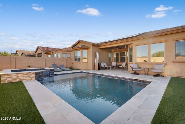 18438 W LAVENDER Lane, Goodyear, AZ 85338