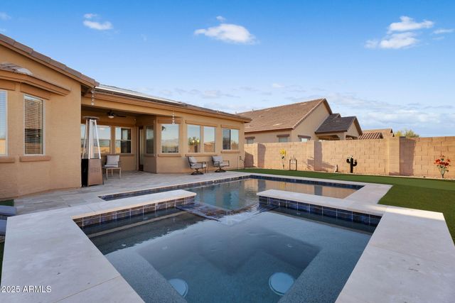 18438 W LAVENDER Lane, Goodyear, AZ 85338