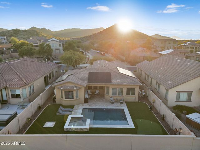 18438 W LAVENDER Lane, Goodyear, AZ 85338