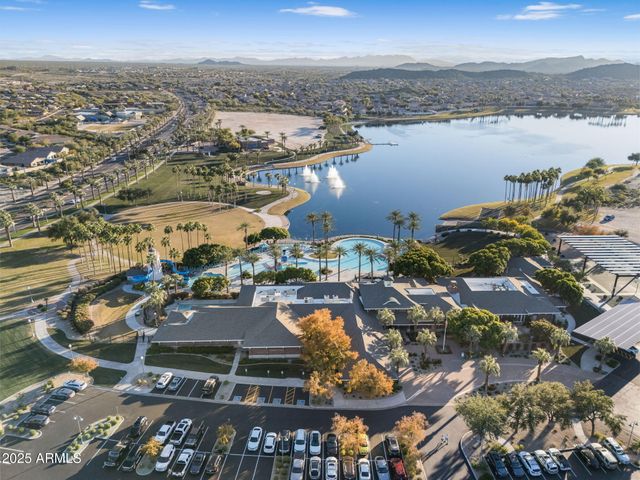 18438 W LAVENDER Lane, Goodyear, AZ 85338