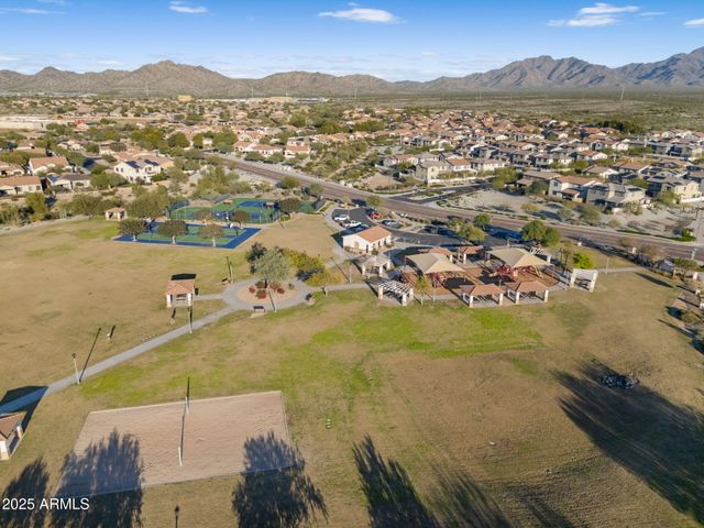18438 W LAVENDER Lane, Goodyear, AZ 85338