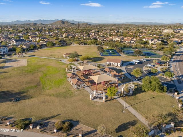 18438 W LAVENDER Lane, Goodyear, AZ 85338