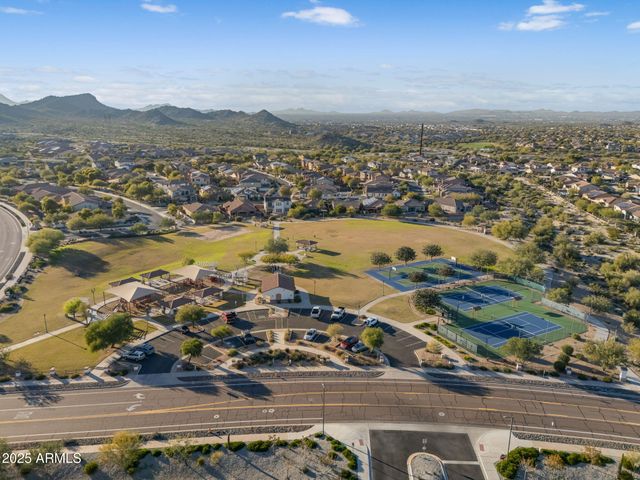 18438 W LAVENDER Lane, Goodyear, AZ 85338