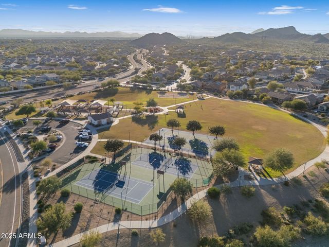 18438 W LAVENDER Lane, Goodyear, AZ 85338