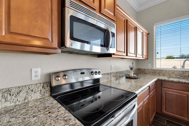 18438 W LAVENDER Lane, Goodyear, AZ 85338