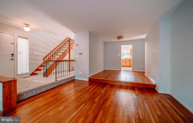 11965 GREYWING CT, Reston, VA 20191