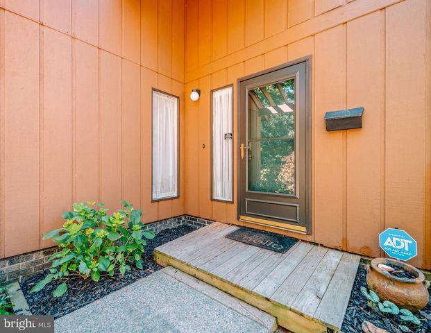 11965 GREYWING CT, Reston, VA 20191