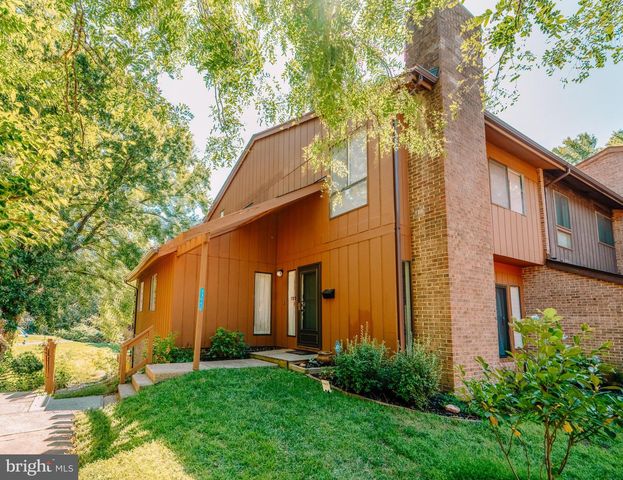 11965 GREYWING CT, Reston, VA 20191