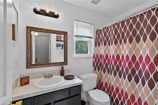 105 Pony CT, Newport News, VA 23608