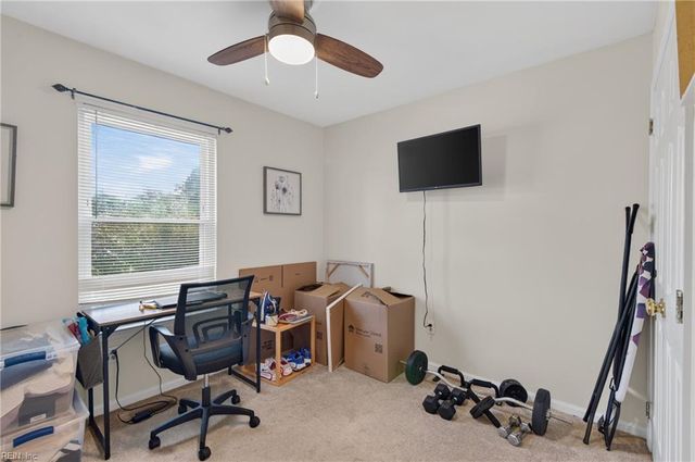 105 Pony CT, Newport News, VA 23608