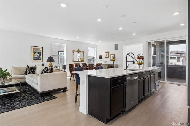11988 Amplify Circle, Lone Tree, CO 80134