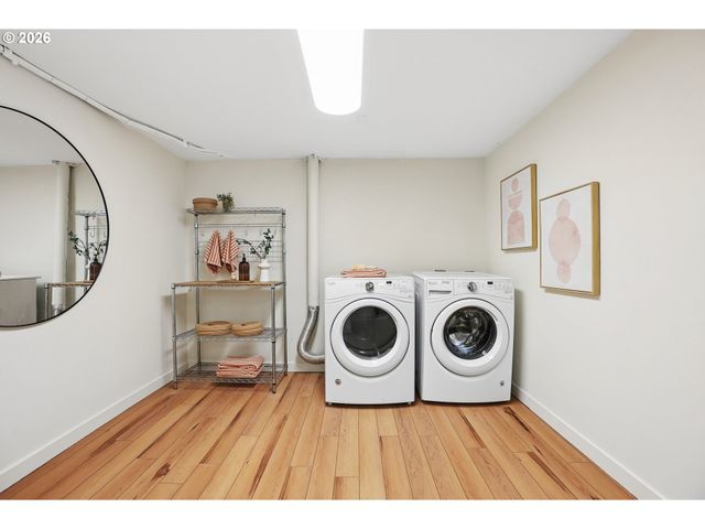 10247 N SMITH St, Portland, OR 97203