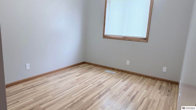 2001 SW 16 Street, Lincoln, NE 68522