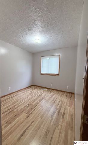 2001 SW 16 Street, Lincoln, NE 68522