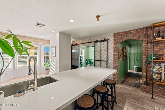 633 N ROOSEVELT Avenue, Chandler, AZ 85226