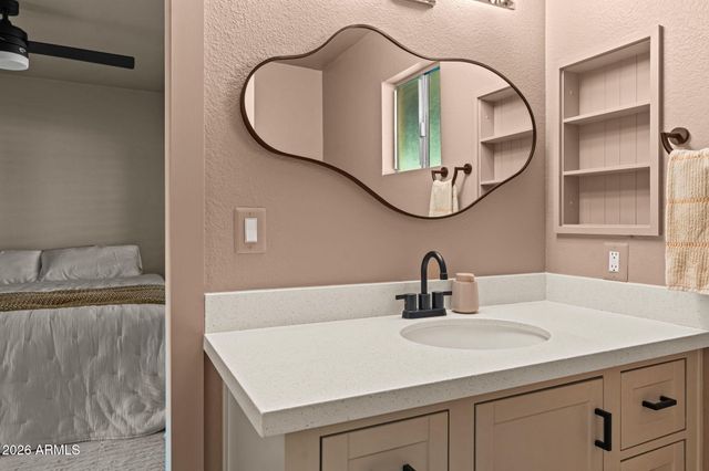 633 N ROOSEVELT Avenue, Chandler, AZ 85226