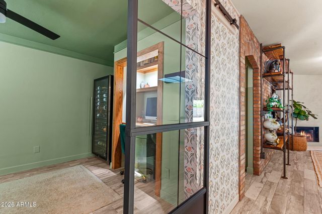 633 N ROOSEVELT Avenue, Chandler, AZ 85226
