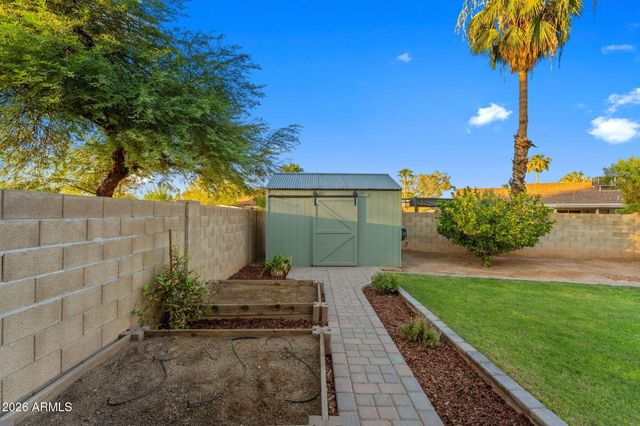 633 N ROOSEVELT Avenue, Chandler, AZ 85226