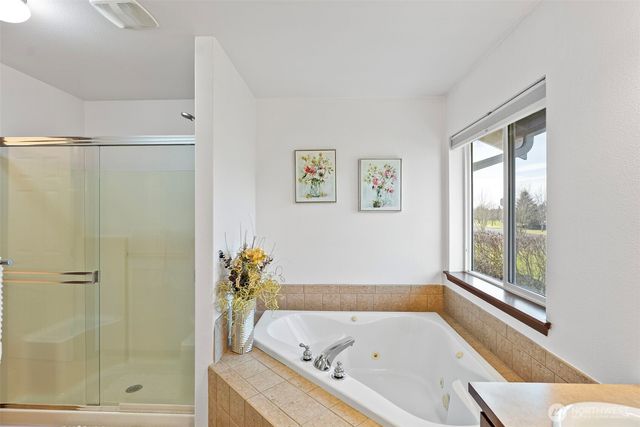 16822 134th Avenue Ct E, Puyallup, WA 98374