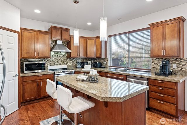 16822 134th Avenue Ct E, Puyallup, WA 98374