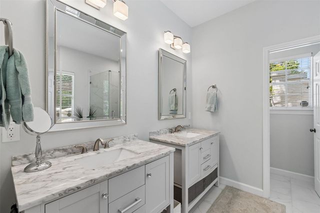 2941 W BAYSHORE COURT, Tampa, FL 33611
