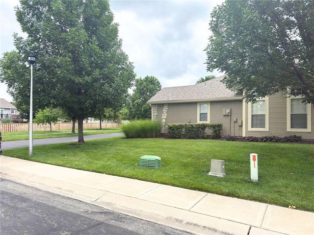 18437 W 156th Terrace 3500, Olathe, KS 66062