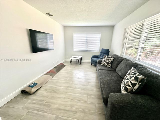 3511 Quentin Ave, Boynton Beach, FL 33436