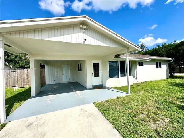 3511 Quentin Ave, Boynton Beach, FL 33436