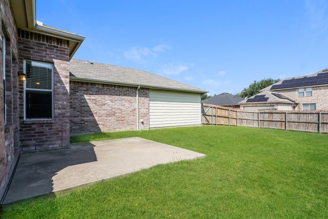 1309 Kentucky Avenue, Lancaster, TX 75134