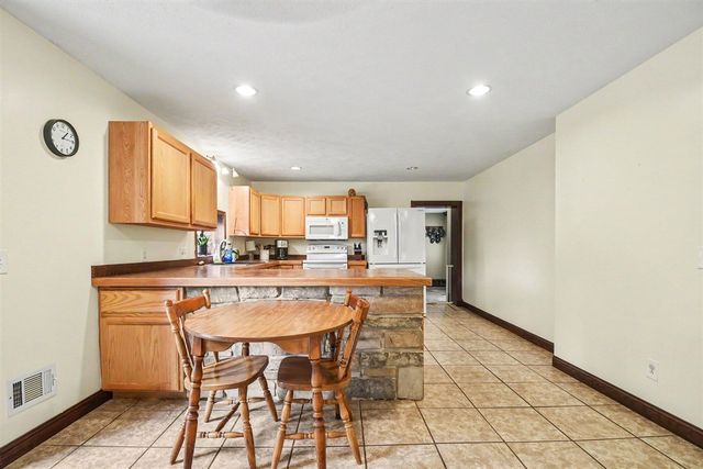 861 132nd Avenue, Wayland, MI 49348
