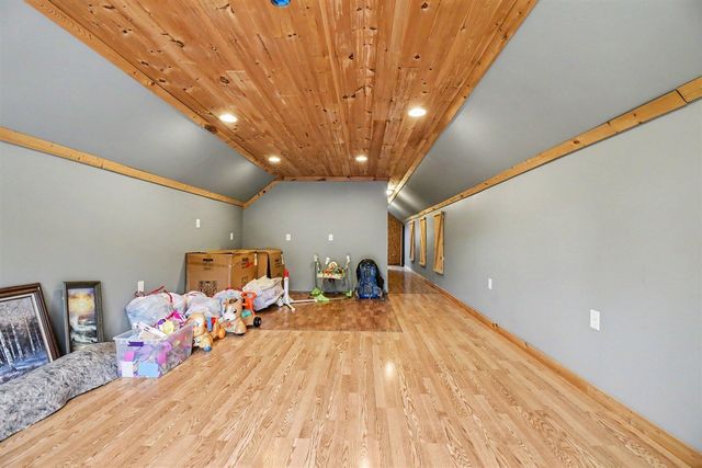 861 132nd Avenue, Wayland, MI 49348