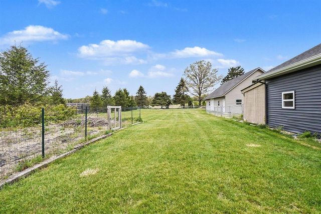 861 132nd Avenue, Wayland, MI 49348