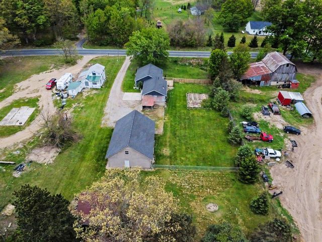 861 132nd Avenue, Wayland, MI 49348