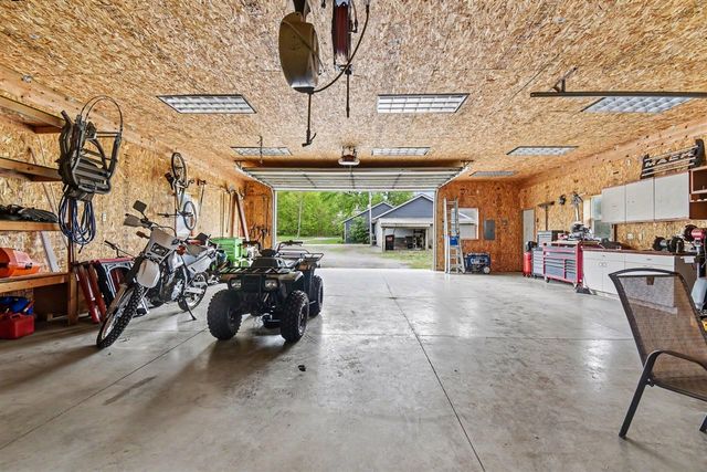 861 132nd Avenue, Wayland, MI 49348