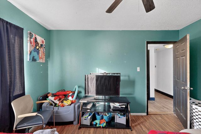 112 E Aragon Road, Belen, NM 87002